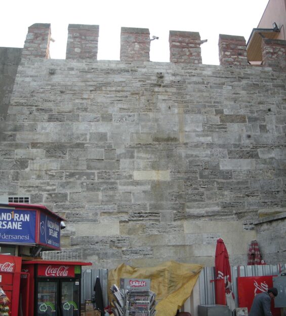 575568_28122021_12620752