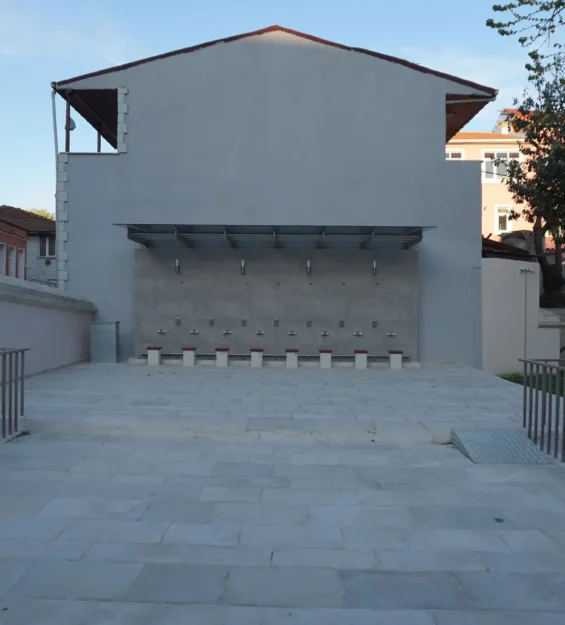 Ferruh-Kethuda-Camii-4